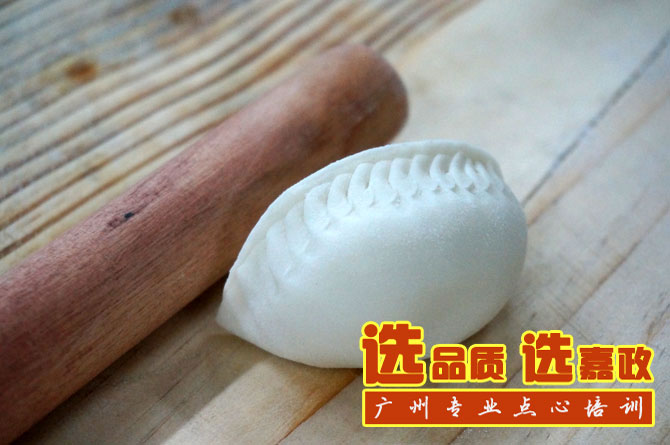 广州嘉政广式点心培训中心分享给你各种粉类知识