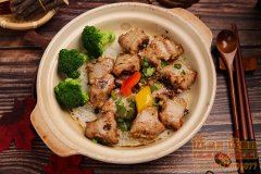 豉汁蒸排骨煲仔饭