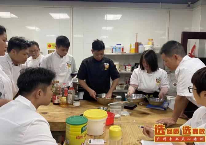哪里有可以学做早餐培训的学校?
